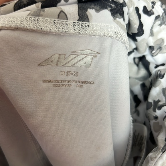 AVIA - Picture 7 of 11